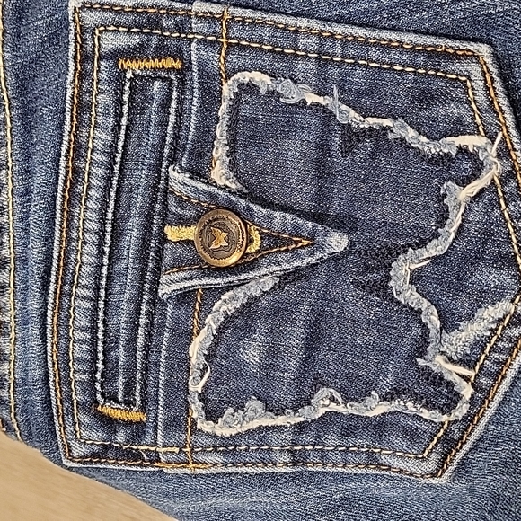 Anoname Jeans - Picture 11 of 12